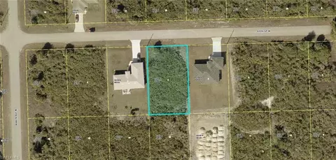 2909 69th St W, Lehigh Acres, FL 33971