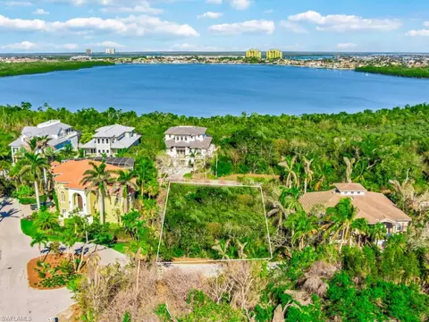 950 Sea Oats Ct, Marco Island, FL 34145