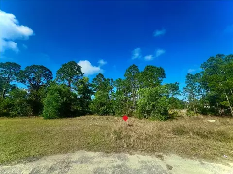 747 Delridge Ct, Lehigh Acres, FL 33974