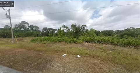 2814 13th St W, Lehigh Acres, FL 33971