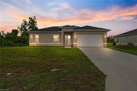 3109 11th St W, Lehigh Acres, FL 33971