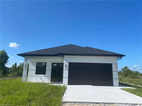 3532 8th Ave SE, Naples, FL 34117
