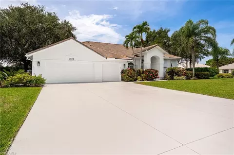 2022 Teagarden Ln, Naples, FL 34110