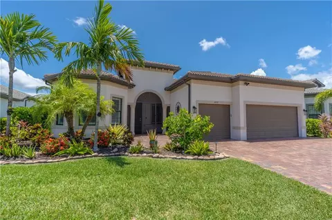 6839 Winding Cypress Dr, Naples, FL 34114