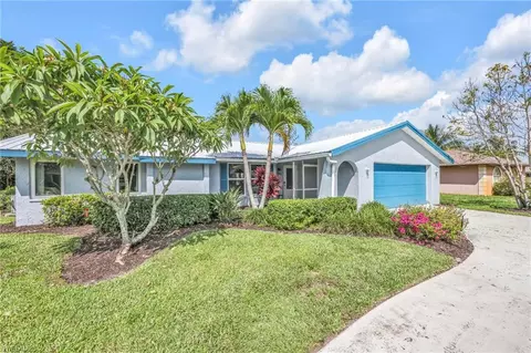 Exterior - 226 Pinehurst Cir, Naples, FL 34113 photo 2 of 8