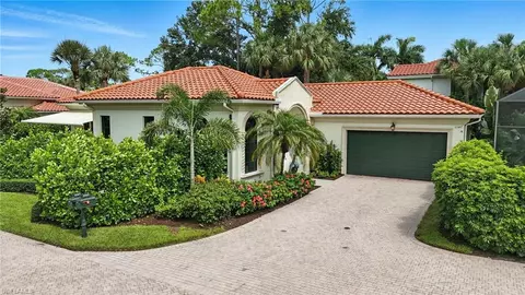 2547 Avila Ln, Naples, FL 34105
