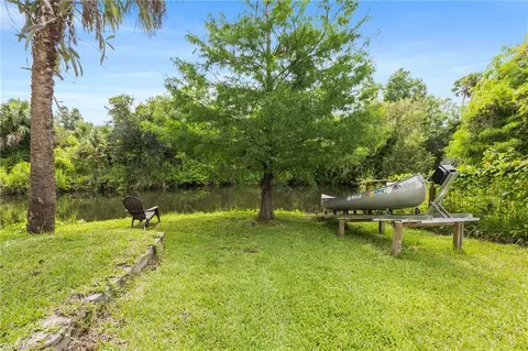 4811 Shady River Ln, Fort Myers, FL 33905