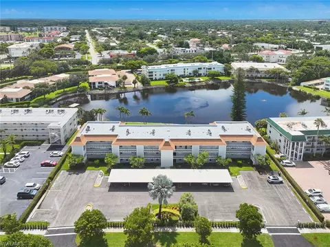 View/Area - 3100 Binnacle Dr #305, Naples, FL 34103 photo 2 of 3