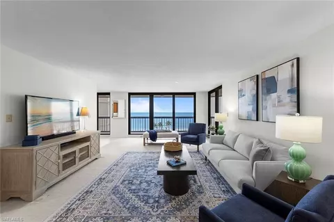 4551 Gulf Shore Blvd N #801, Naples, FL 34103