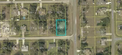 2500 52nd St SW, Lehigh Acres, FL 33976
