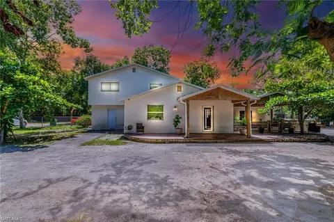 1904 Ivisa Ave, Naples, FL 34117