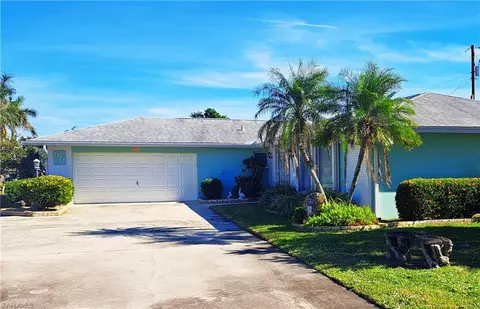 1727 Lakeview Blvd, North Fort Myers, FL 33903