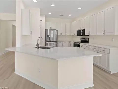 6491 Marbella Dr, Naples, FL 34105 photo 9