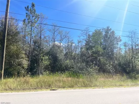 000 Desoto Blvd N, Naples, FL 34120