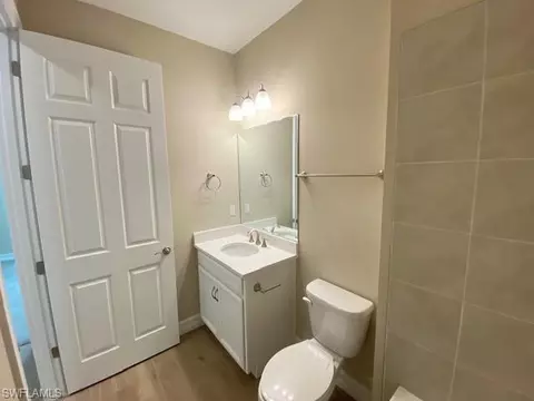 Bath - 1023 Enbrook Loop, Naples, FL 34114 photo 1 of 3