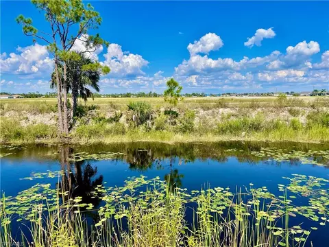 4221 NE 11th Ave, Cape Coral, FL 33909