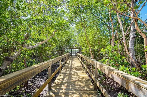 337 Vintage Bay Dr #D4, Marco Island, FL 34145
