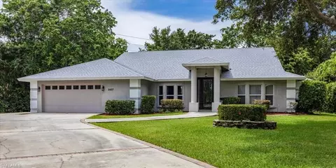 2457 Dorset Ct, Naples, FL 34112