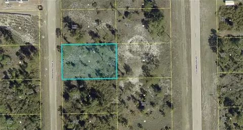 1051 Marshall Ave E, Lehigh Acres, FL 33974