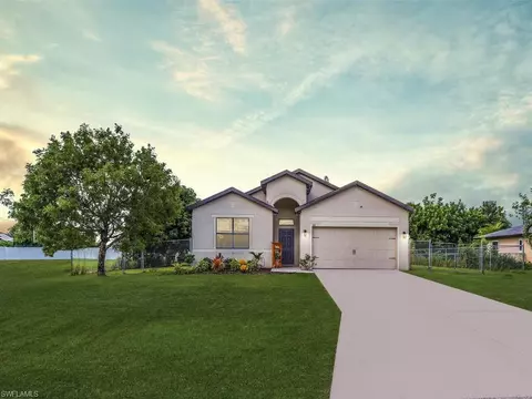 446 SW 19th Ter, Cape Coral, FL 33991