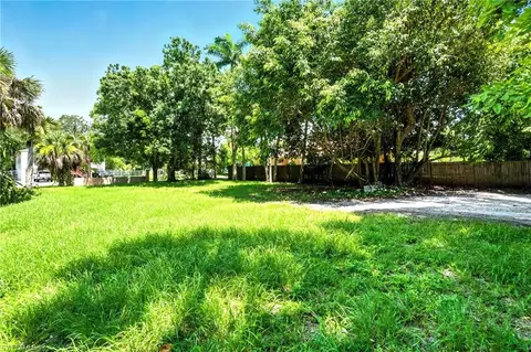 2960 Gordon St, Naples, FL 34112 photo 5