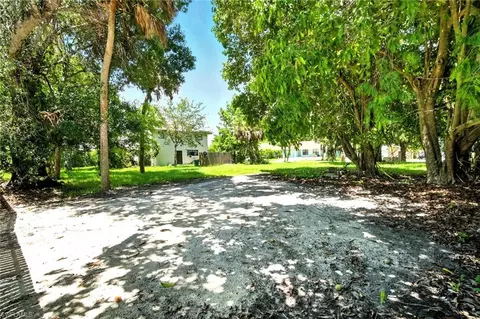 2960 Gordon St, Naples, FL 34112 photo 8