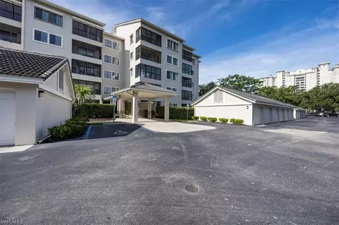 900 Arbor Lake Dr #9-307, Naples, FL 34110