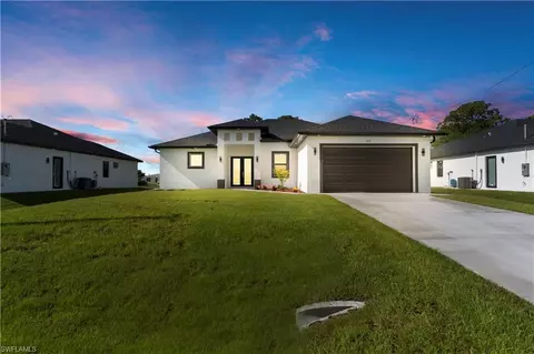 3601 36th St SW, Lehigh Acres, FL 33976