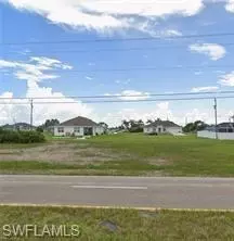 1027 Nelson Rd N, Cape Coral, FL 33993