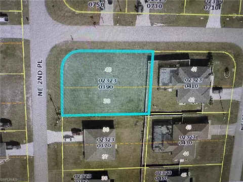 3013 NE 2nd Pl, Cape Coral, FL 33909