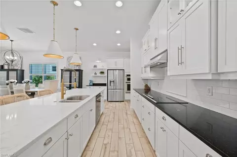 3640 Pilot Cir, Naples, FL 34120 photo 6