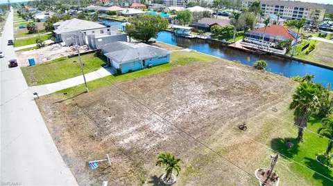 1874 Coral Point Dr, Cape Coral, FL 33990