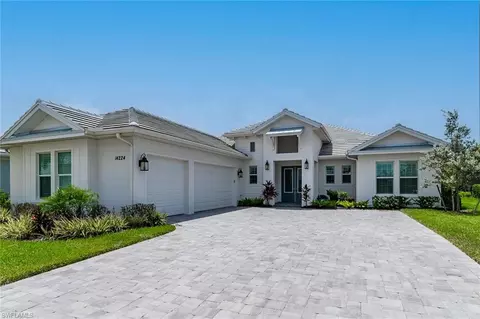 14224 Laguna Springs Ln, Naples, FL 34114