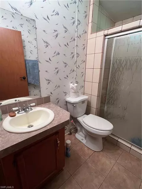 Bath - 1909 Evans Rd, Labelle, FL 33935 photo 2 of 2