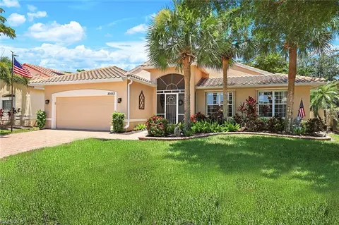20552 Foxworth Cir, Estero, FL 33928