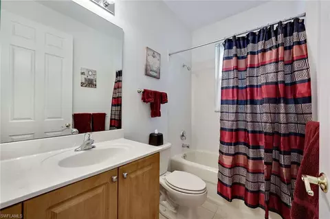 Bath - 20552 Foxworth Cir, Estero, FL 33928 photo 2 of 2