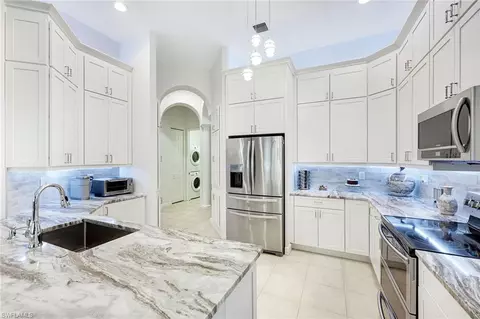Kitchen - 20552 Foxworth Cir, Estero, FL 33928 photo 4 of 5