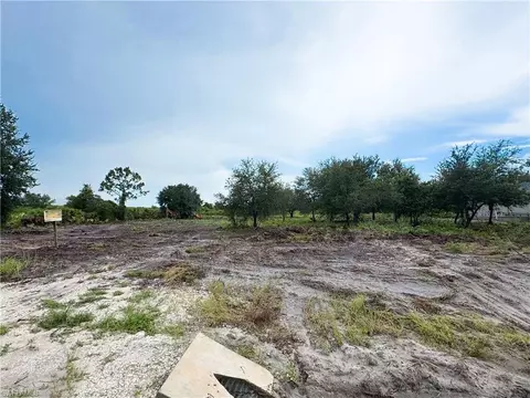 7501 23rd Ter, Labelle, FL 33935