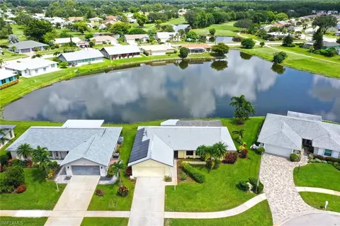 113 Picardy Ct, Naples, FL 34112