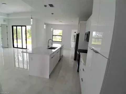 1403 Wagner Ave, Lehigh Acres, FL 33972