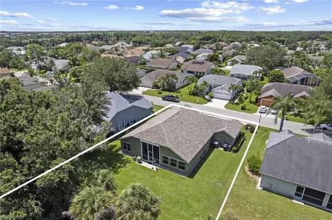 View/Area - 22025 Seashore Cir, Estero, FL 33928 photo 1 of 6