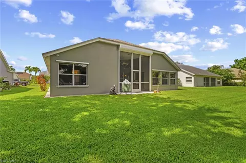 Exterior - 22025 Seashore Cir, Estero, FL 33928 photo 3 of 7