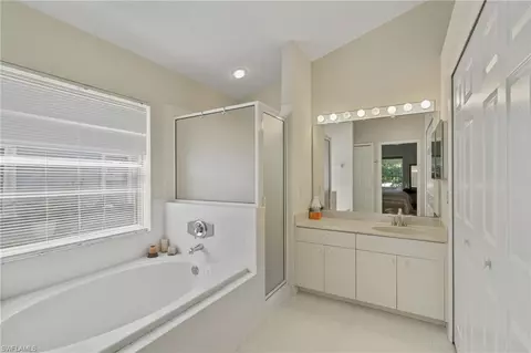 Bath - 22025 Seashore Cir, Estero, FL 33928 photo 1 of 2