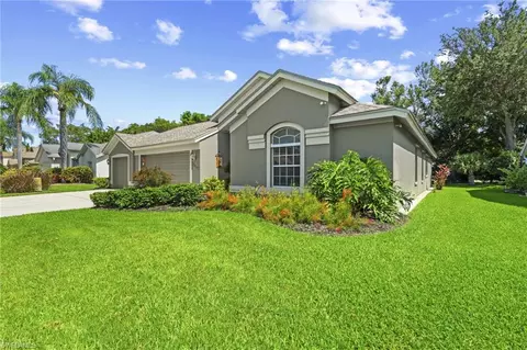 Exterior - 22025 Seashore Cir, Estero, FL 33928 photo 5 of 7