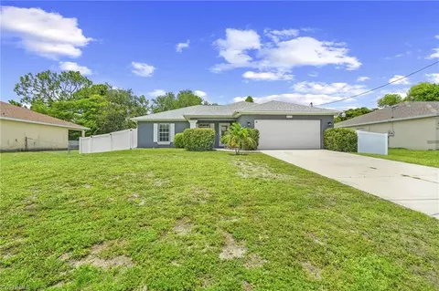 4118 NE 20th Pl, Cape Coral, FL 33909