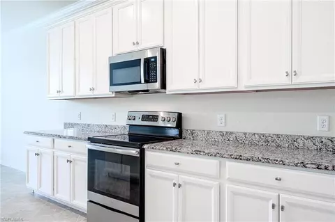 Kitchen - 4604 Abaca Cir, Naples, FL 34119 photo 3 of 3