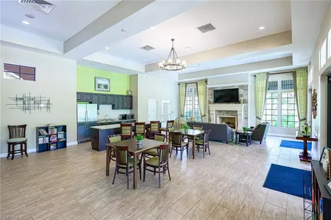 View/Area - 4604 Abaca Cir, Naples, FL 34119 photo 3 of 6