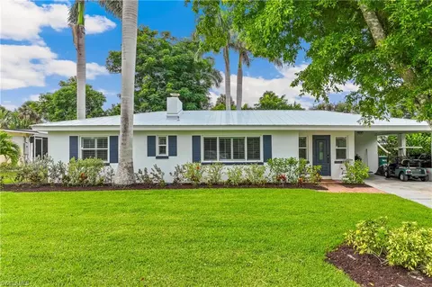 1212 Hopedale Dr, Fort Myers, FL 33919