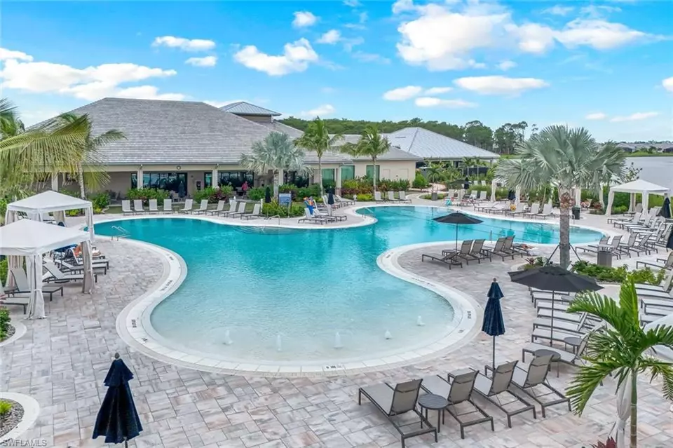 15653 Triesta Ln Naples FL 34114 - 225062414 0 Z2e6NZ R.webp