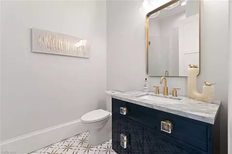 Bath - 3290 Crayton Rd, Naples, FL 34103 photo 4 of 7